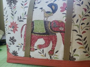 An example of a newly-finished market tote