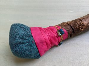 Torn sock brush detail