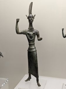 Etruscan figurine