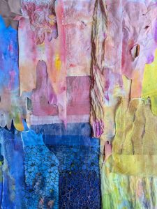 Layering fabric pieces
